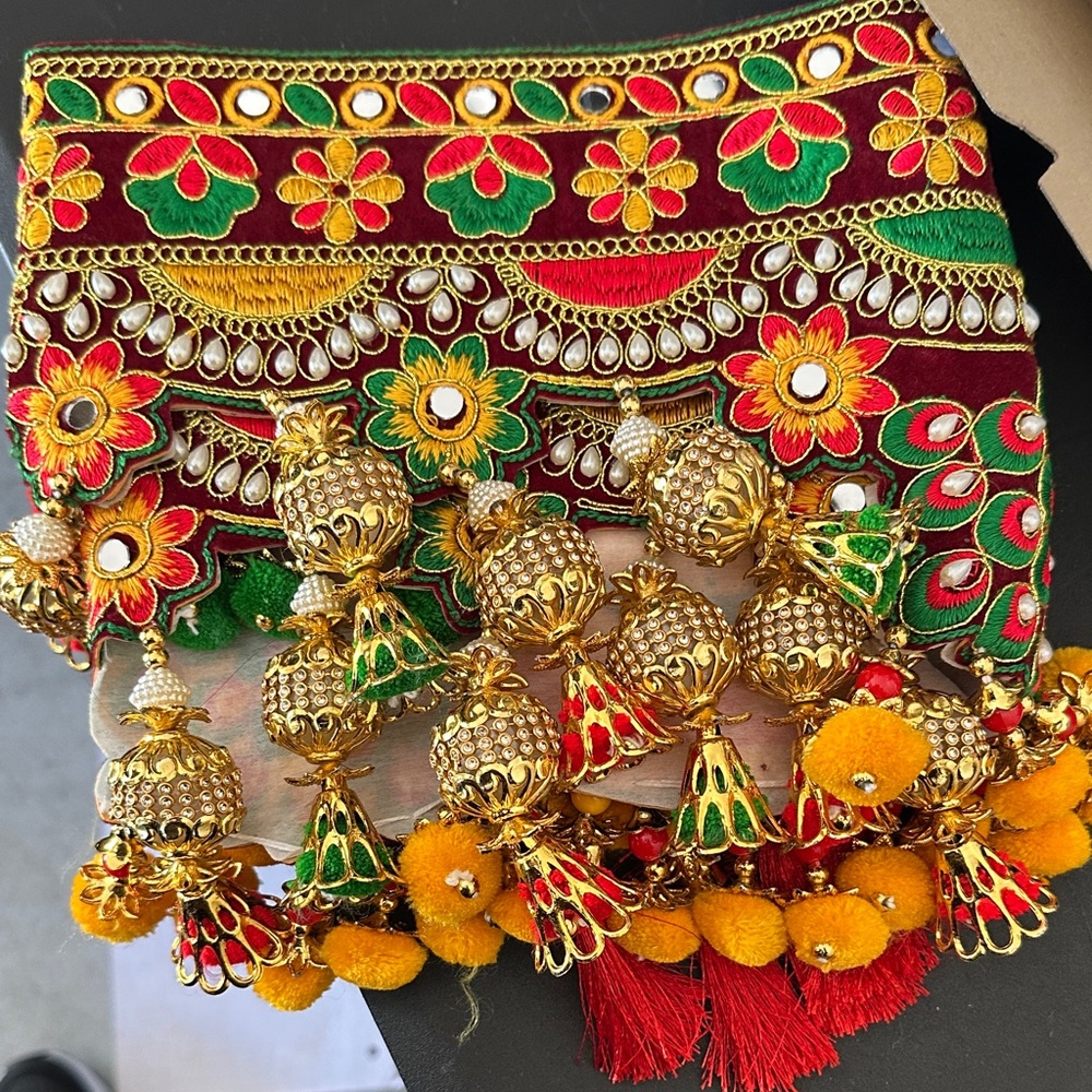 Embroidered Multicolor Clutch